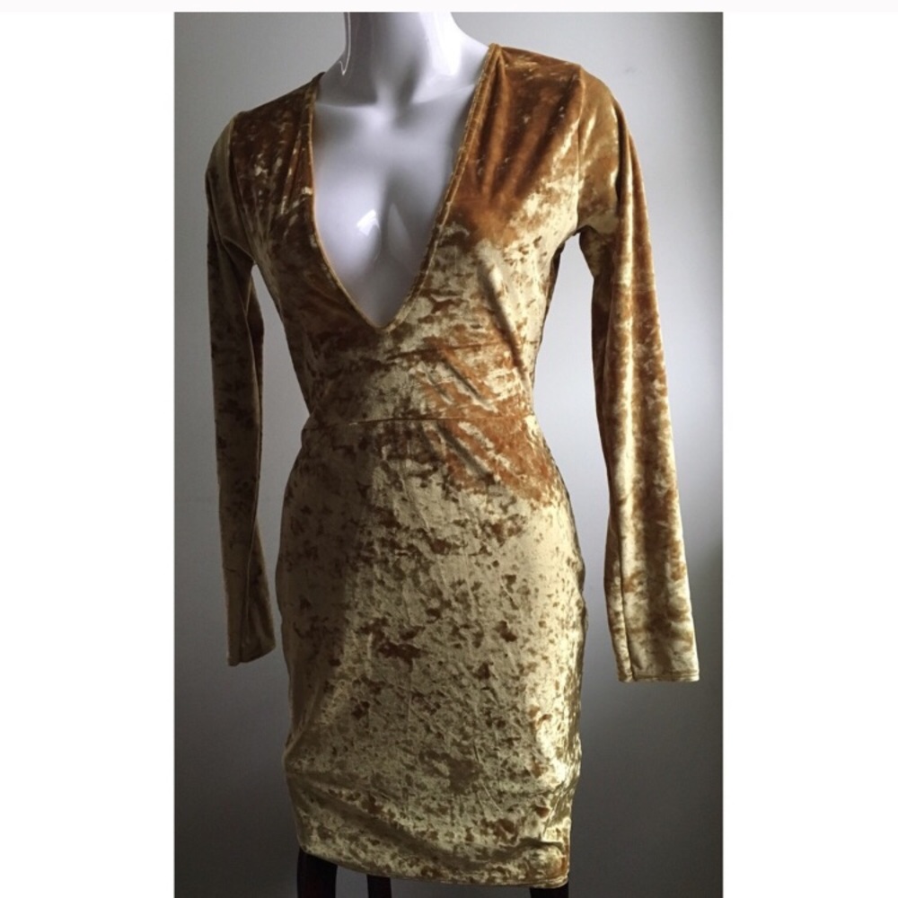 NWOT Velvet Gold Bodycon Dress